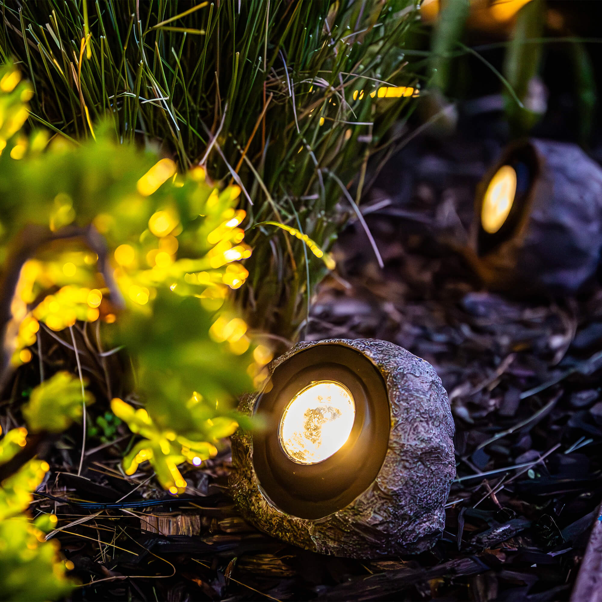 KODA Solar LED Rock Spotlight with Adjustable White Color