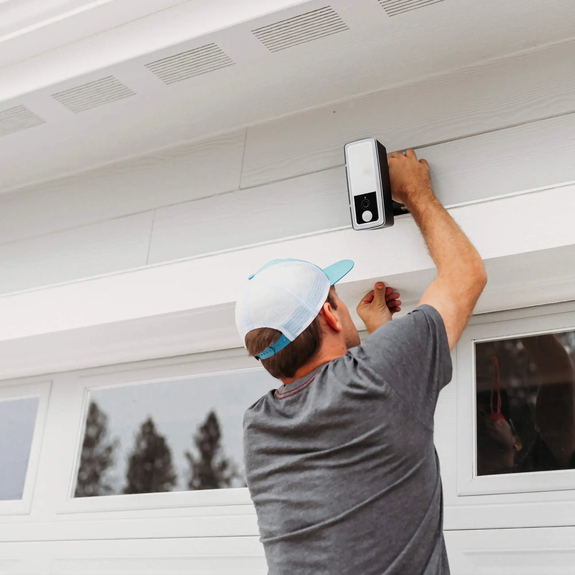 Koda - KODA Security Camera with Motion-Activated Floodlight